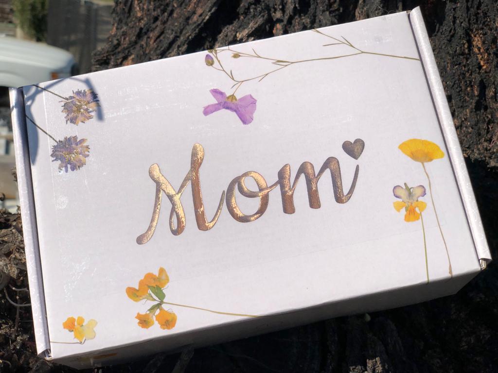 Spa Gift Box, Natural Lavender Bath & Body Relaxing Package for Friend-5